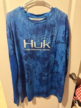Huk Blue Performance Fishing Shirt